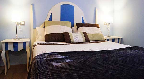 La Casa del Ebro - Dormitorio 01