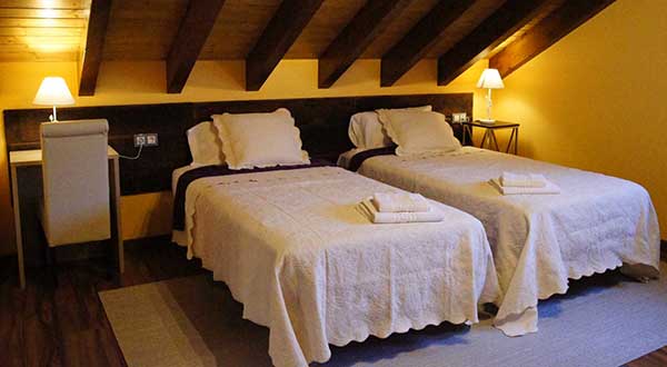 La Casa del Ebro - Dormitorio 07